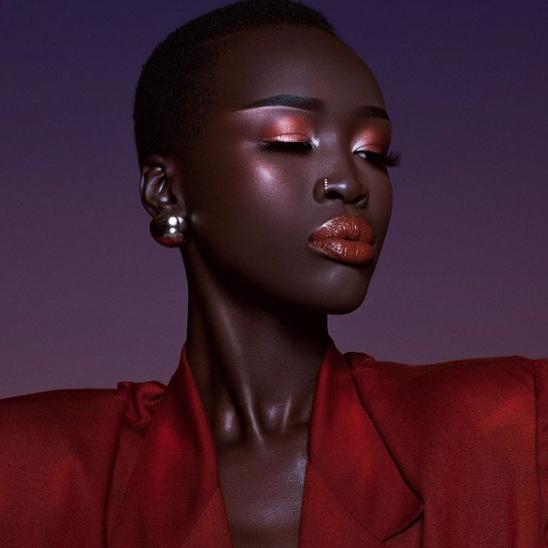 Makeup Looks for That Red Dress