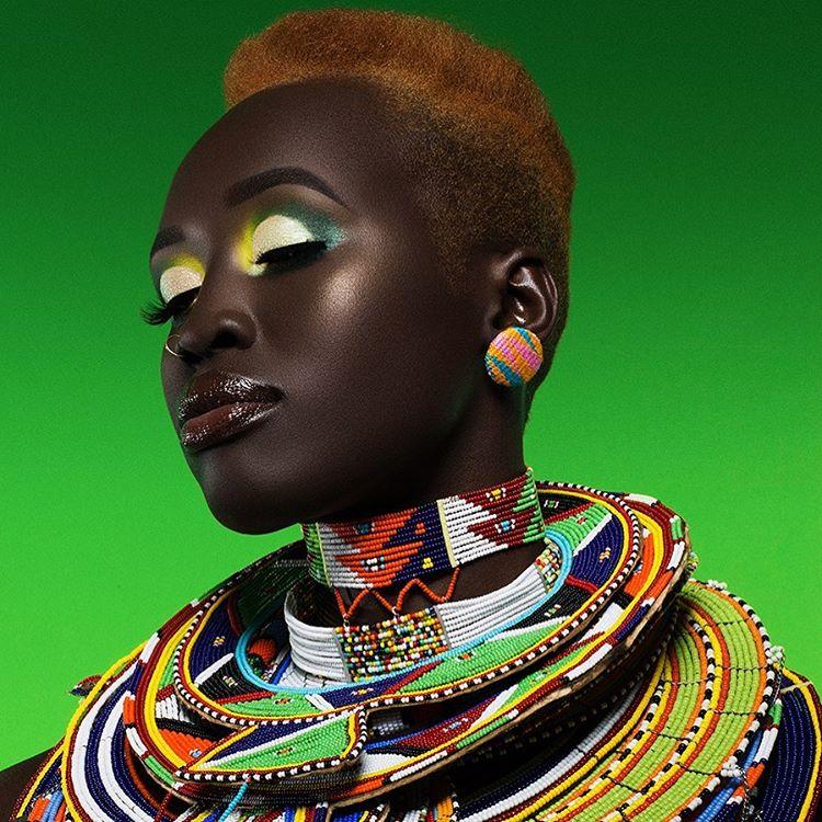 green eyeshadow look